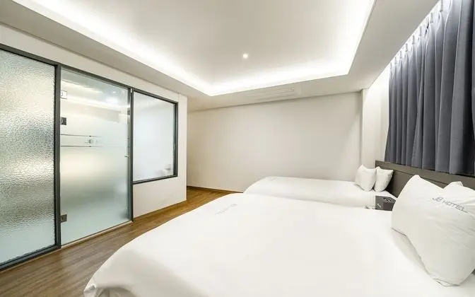 Gimhae Urbang-dong JB Hotel - Oda