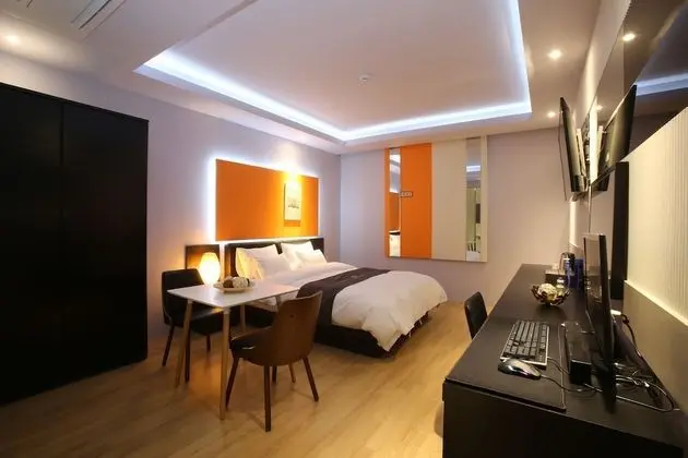 Gimpo Pentastar Hotel