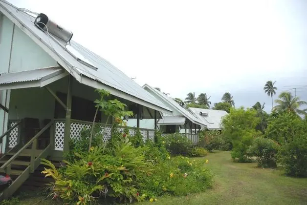Gina's Garden Lodges