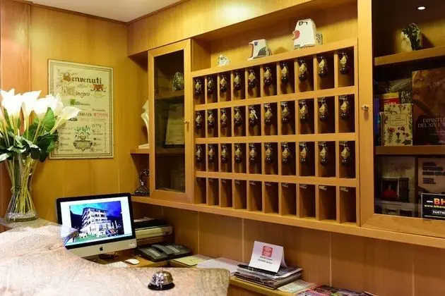 Hotel Ginepro - Lobi
