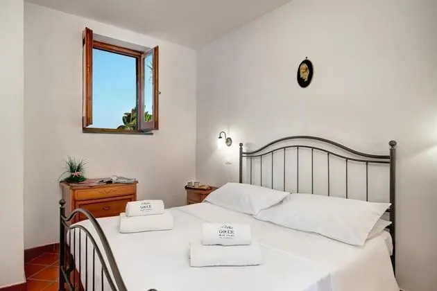 Ginestra Beach Suite - Marina del Cantone - Oda