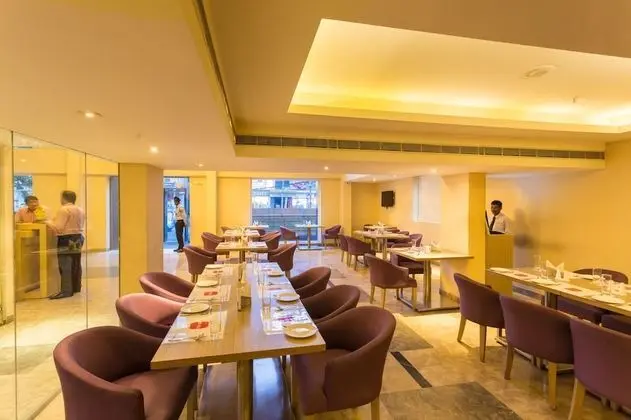 Ginger Vishakhapatnam, Dwarka Nagar - Yerinde Yemek