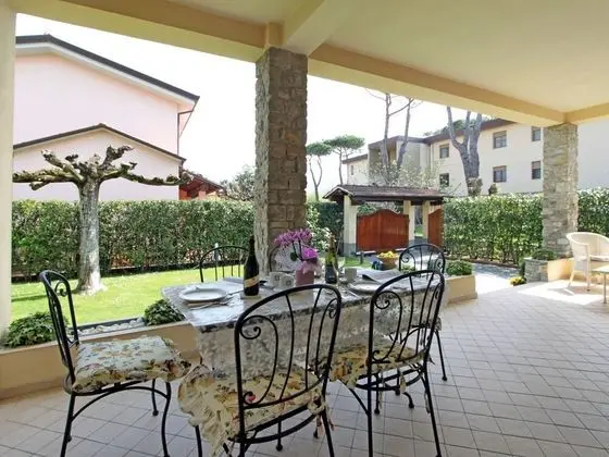 Giovanna Forte dei Marmi - Oda