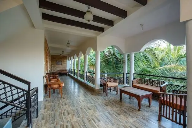 Gir Lions Paw Resort With Swimming Pool - Lobi