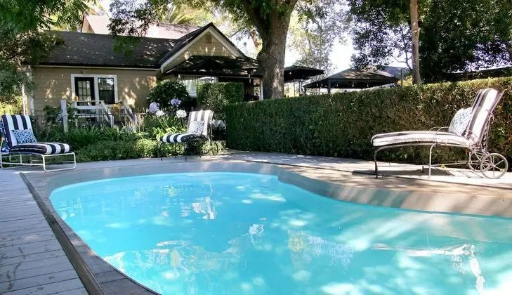 The Giraffe Inn at Old Parks Manor - Havuz