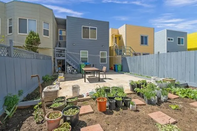 Girard Apartment