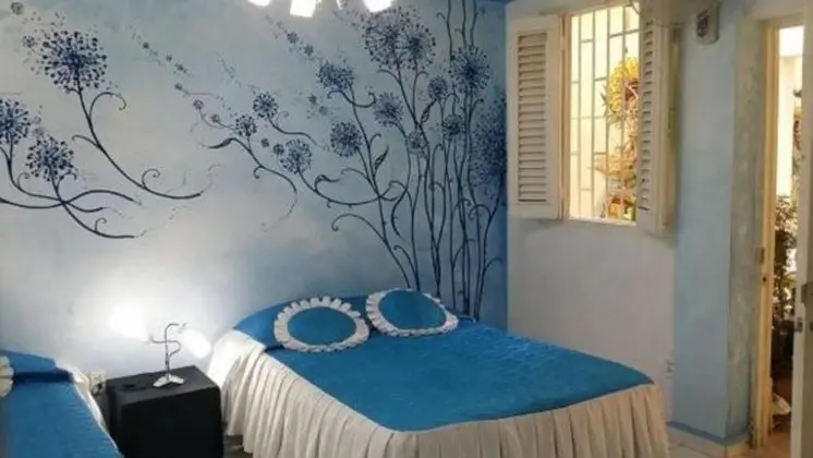 Girasol and Friends Rooms - Oda