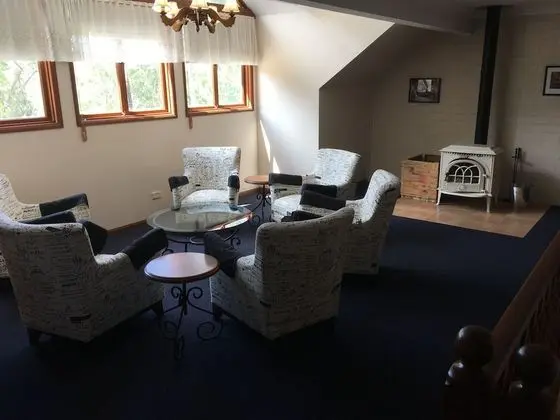 Girraween Country Inn - Lobi