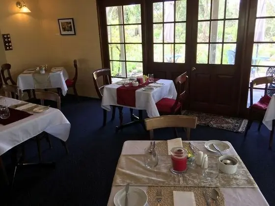 Girraween Country Inn - Yerinde Yemek