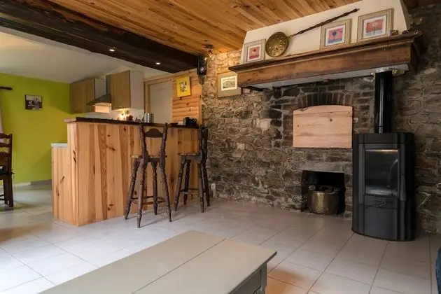 Gîte Les Trois Voisins - Lobi