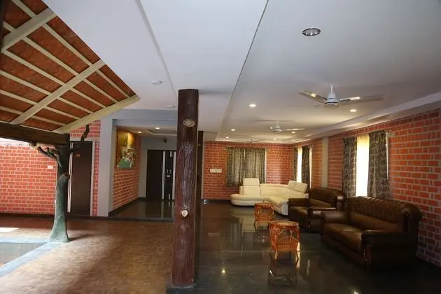 GK Hill View Resort, Kaiwara - Lobi
