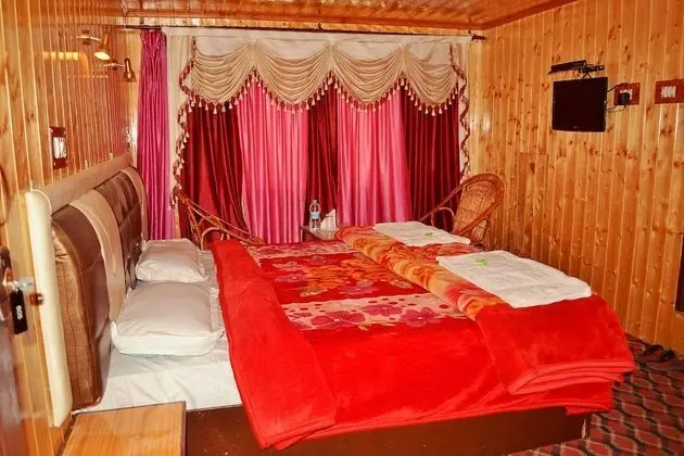 Hotel Glacier Heights - Oda