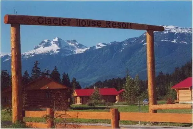Glacier House Resort - Genel