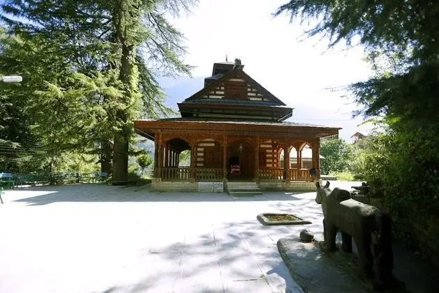 Glacier Resorts