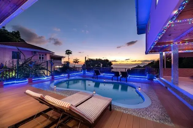 GLACIS HEIGHTS VILLA