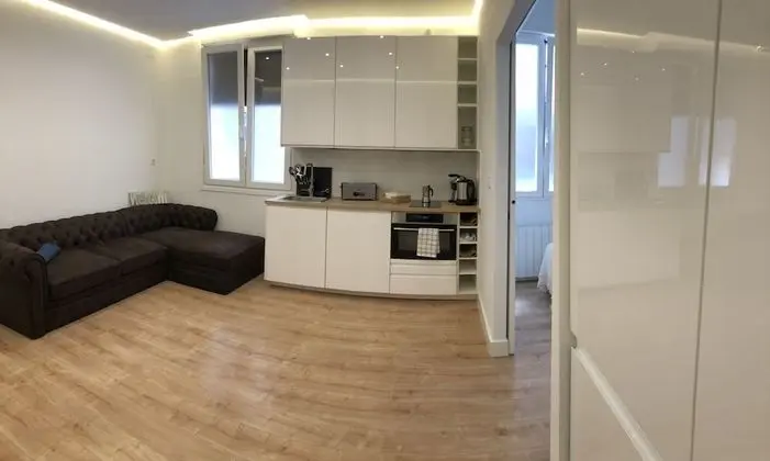 Glamour Guggenheim pinchos by URBANHOSTS