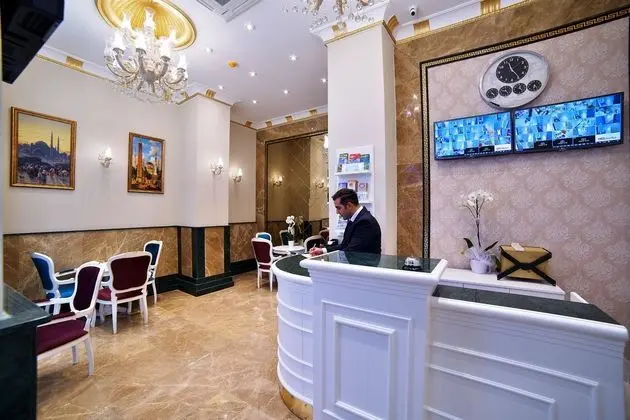 Glamour Hotel - Lobi