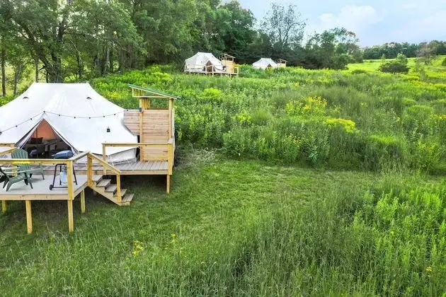 Glampotel Natural Gardens