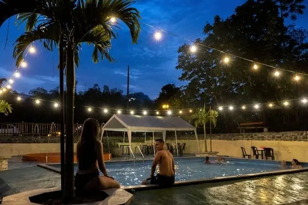 Glamping Lagos de Venecia - Havuz