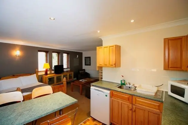 Glasgow Guest House - Mutfak