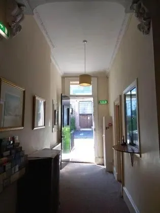 Glasgow House - Lobi