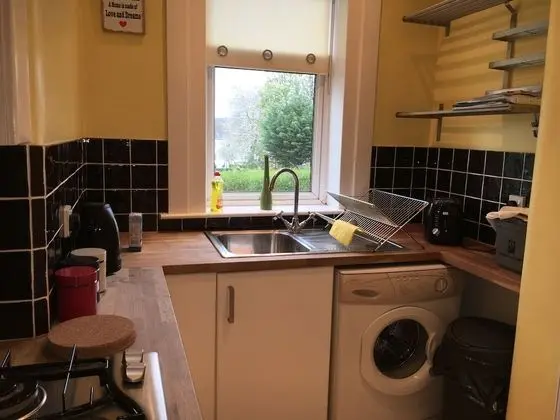 Glasgow Scotstoun Cottage Flat - Mutfak