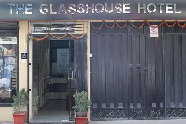 The Glasshouse Hotel & Hostel
