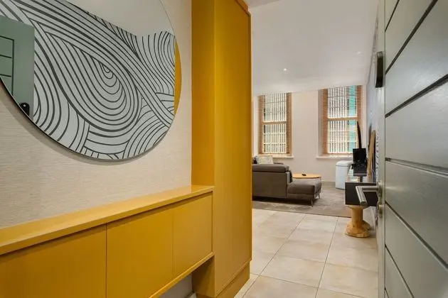 Glaston House 110 - Lobi