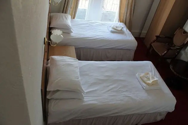 The Glastonbury Hotel - Oda