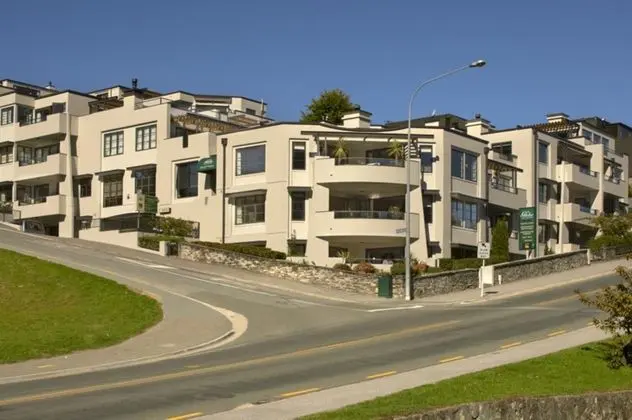 The Glebe Apartments - Lobi
