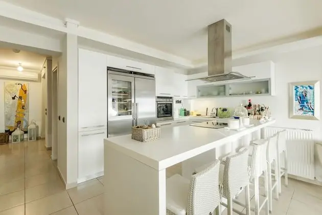 Gleize Amazing Sea View Villa - Mutfak