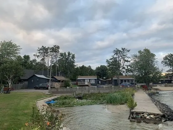 Glen Garry Motel and Cottages