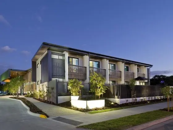 The Glen Hotel & Suites