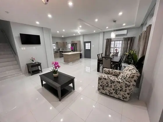 Glencoe Townhome With Loft Jacuzzi and Pool - Dış Mekan
