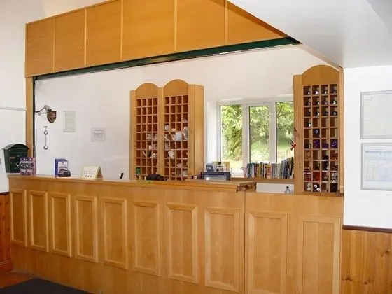 Glendalough International Youth Hostel - Lobi