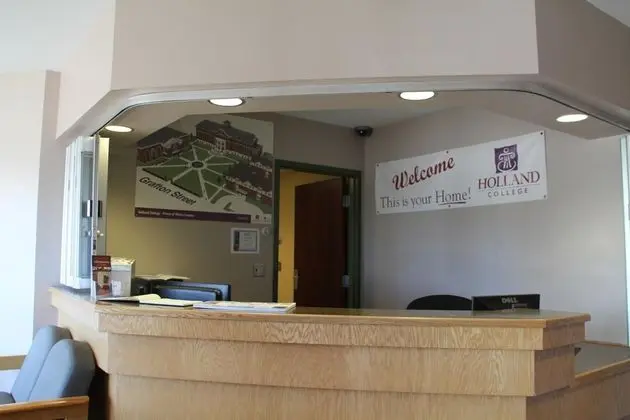 Glendenning Hall - Lobi