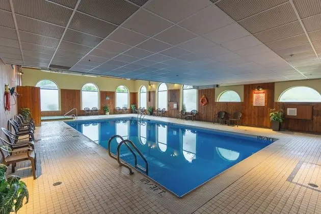 Glengarry Extended Stays - Havuz