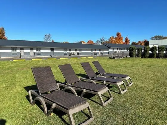 Glengarry Extended Stays - Öne Çıkan Resim