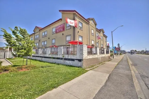 Glengate Hotel & Suites
