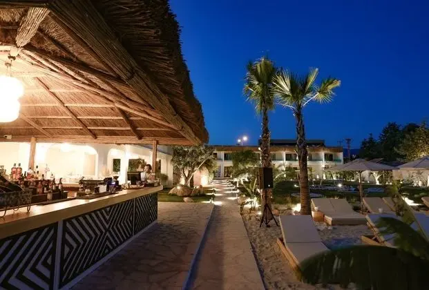 Glenn Hotel Beach - Lobi