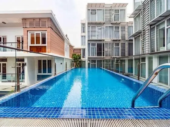 Glenwood Residences - Havuz