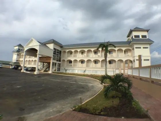Glistening Waters Hotel - Havuz