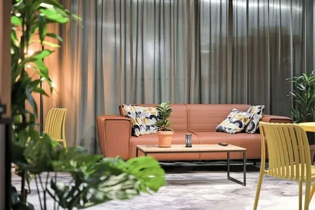 Glo Hotel Airport - Lobi