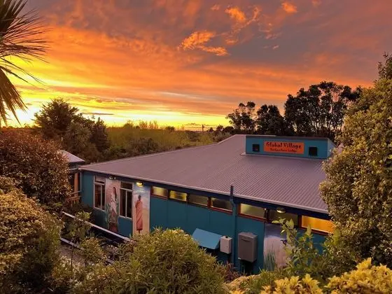 GLOBAL VILLAGE TRAVELLERS LODGE