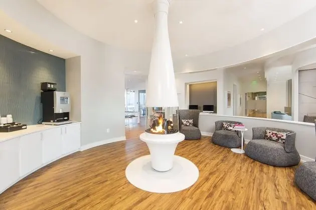 Global Luxury Suites Center City - Yerinde Yemek