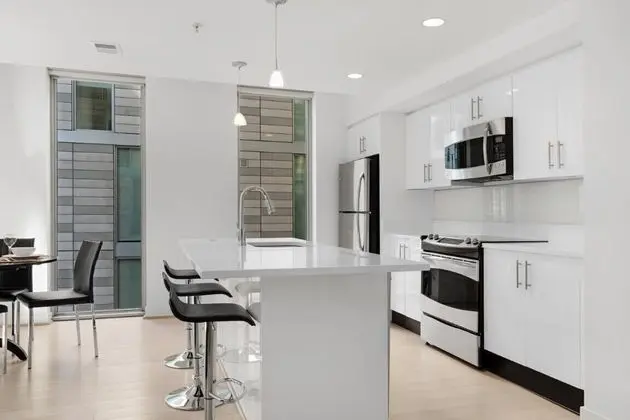 Global Luxury Suites at Chinatown - Mutfak