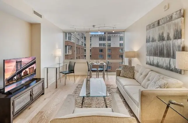 Global Luxury Suites at Foggy Bottom - Öne Çıkan Resim