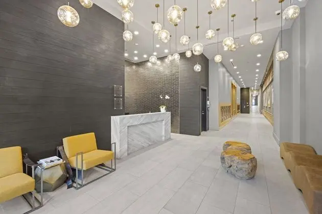 Global Luxury Suites at Tribeca - Lobi