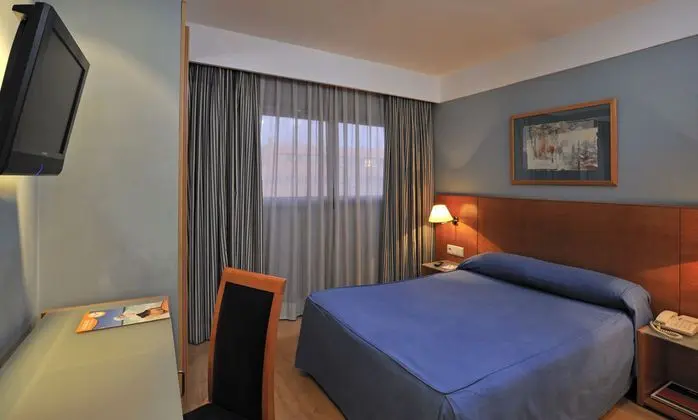 Globales de los Reyes Hotel - Oda