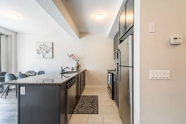 GLOBALSTAY. Modern 2 & 3BR Townhomes on Lake Ontario - Mutfak